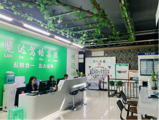 重庆涪陵览达驾培集团智能驾驶模拟器项目